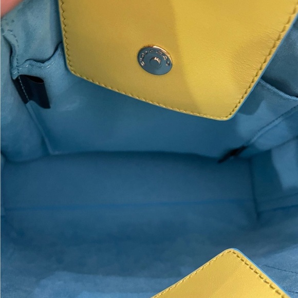 PIQUADRO” YELLOW SOFT ITALIAN LEATHER DESIGNER SATCHEL - Picture 11 of 12